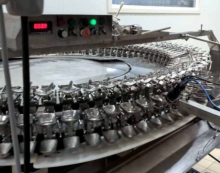 Cascadora industrial de huevos con el sistema de inspección de claras en línea